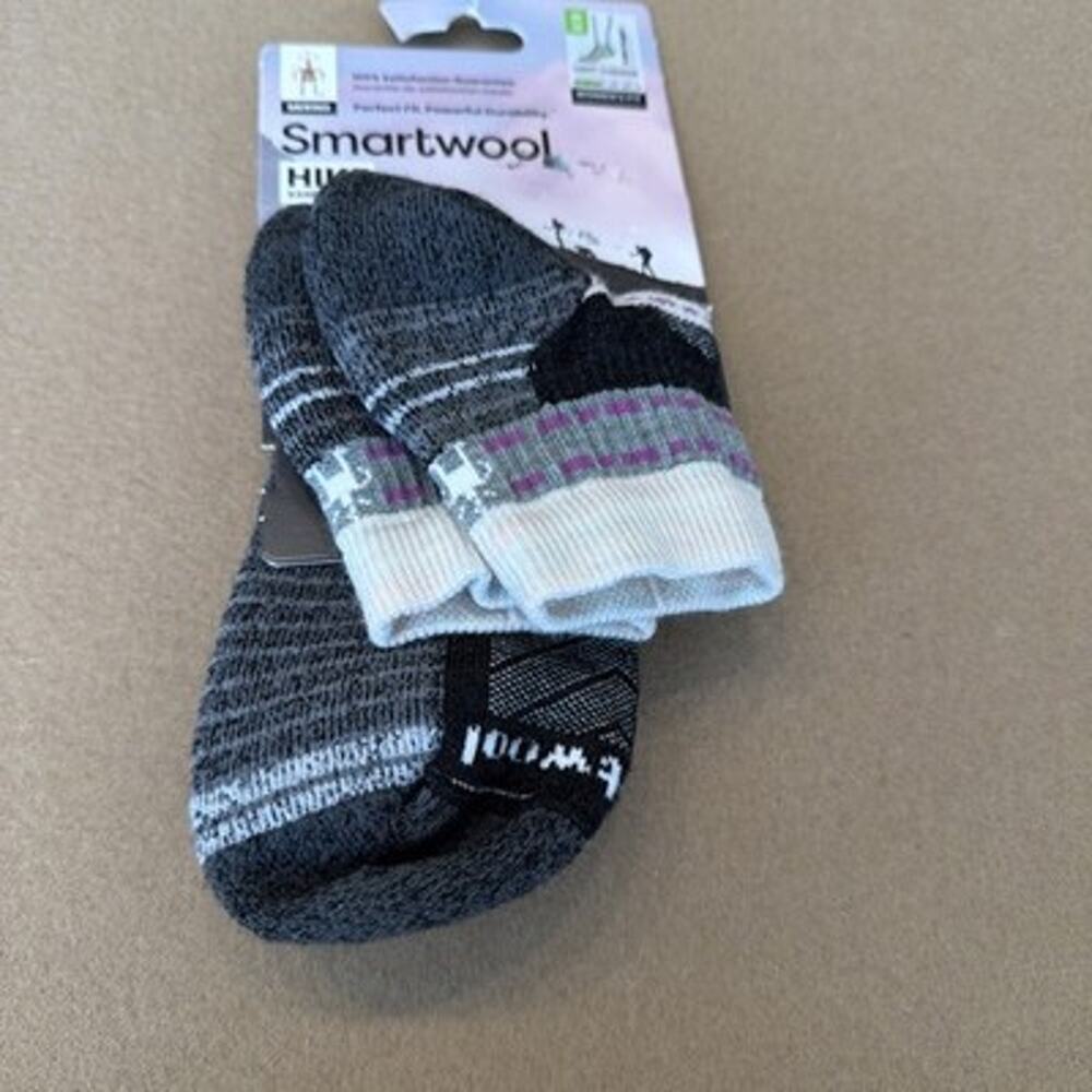 Smartwool Women’s Fit Hike Ankle Light Cushion Size Medium Gray